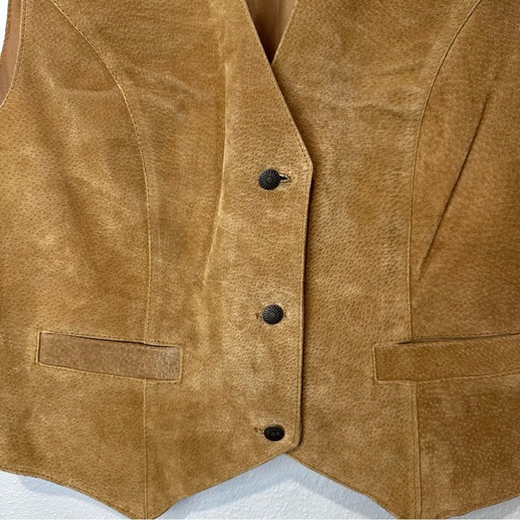 Design Assets 100% Genuine Leather Vest - Picture 5 of 12